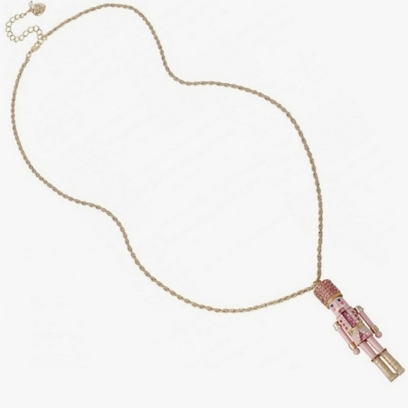 🔹️Betsey Johnson 🔹️pink Nutcracker Holiday Christmas Necklace - Picture 3 of 4